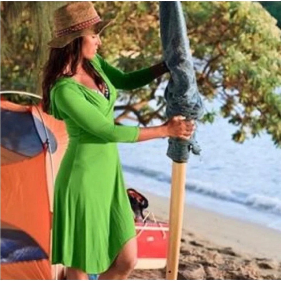 Athleta Lightweight Hooded Long Sleeve Asymmetric Hem Fit Flare Dress X-Small - Picture 8 of 8